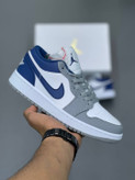کفش NIKE