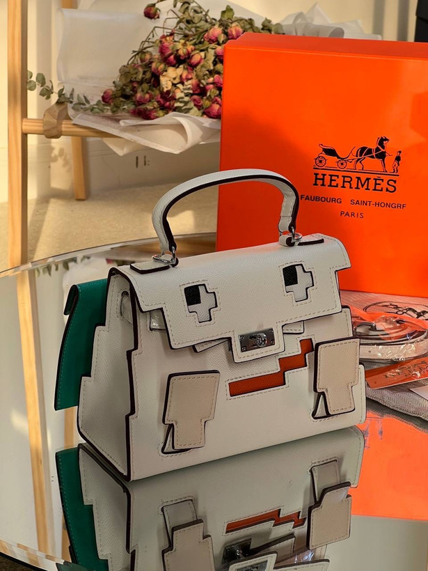 کیف هرمس ادایی